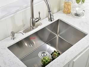 bi-quyet-ve-sinh-chau-rua-chen-inox-mo